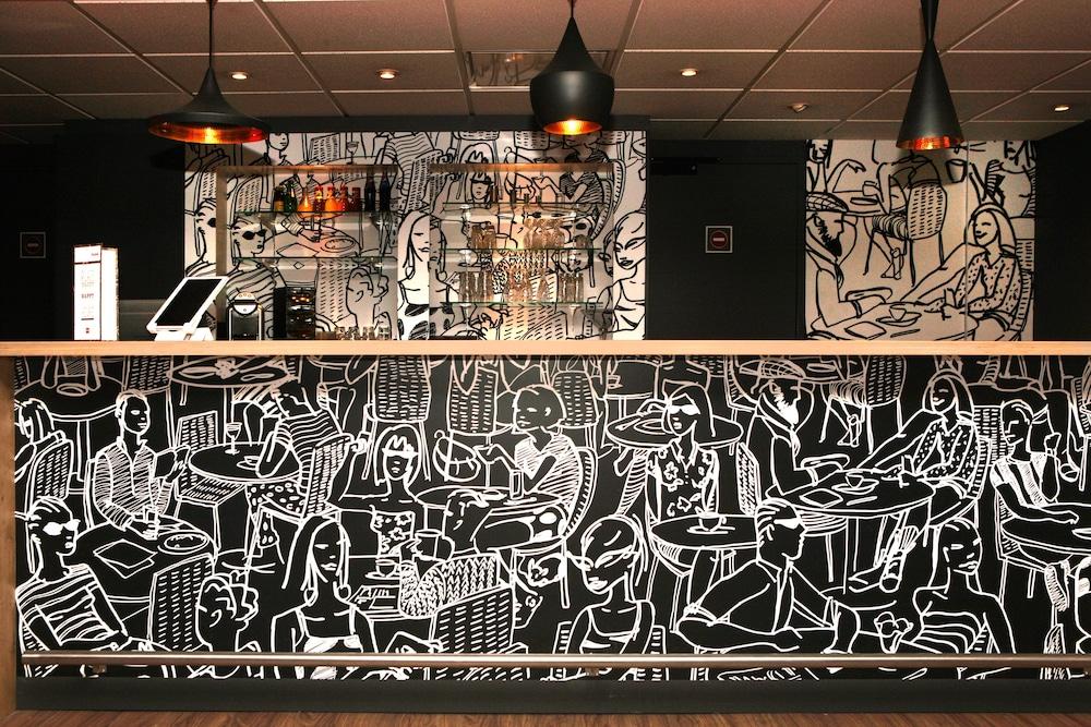Hotel Ibis Poitiers Sud Esterno foto