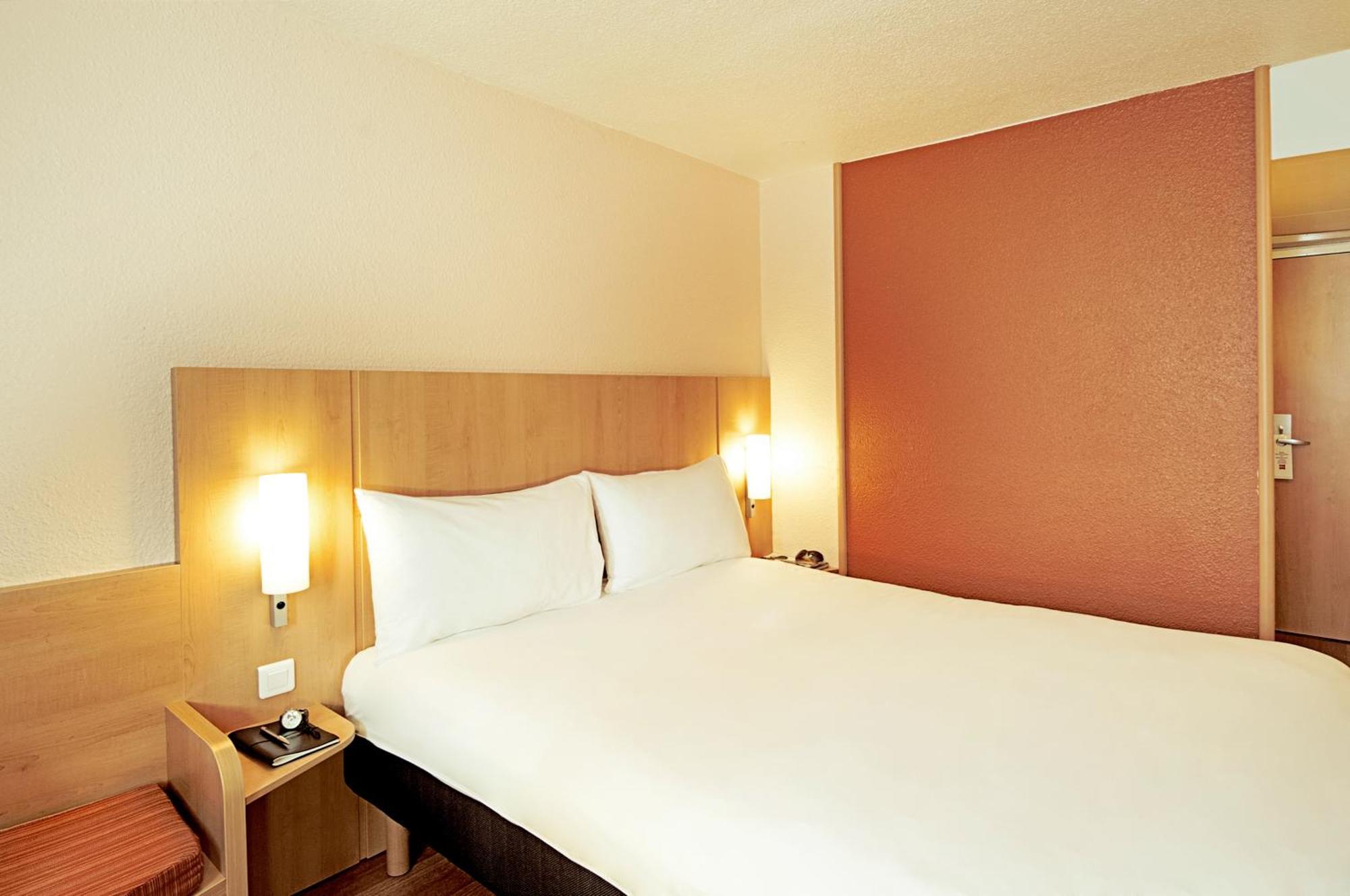 Hotel Ibis Poitiers Sud Camera foto