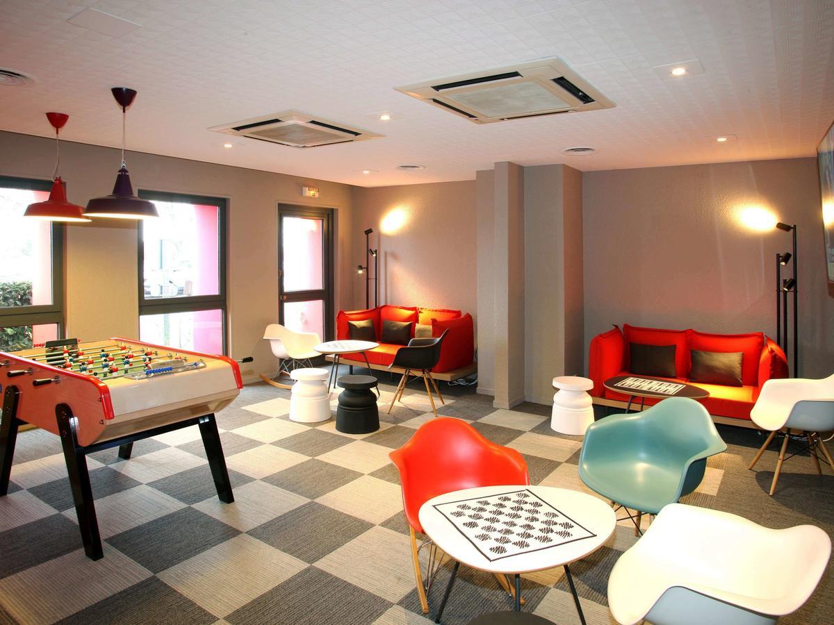 Hotel Ibis Poitiers Sud Esterno foto